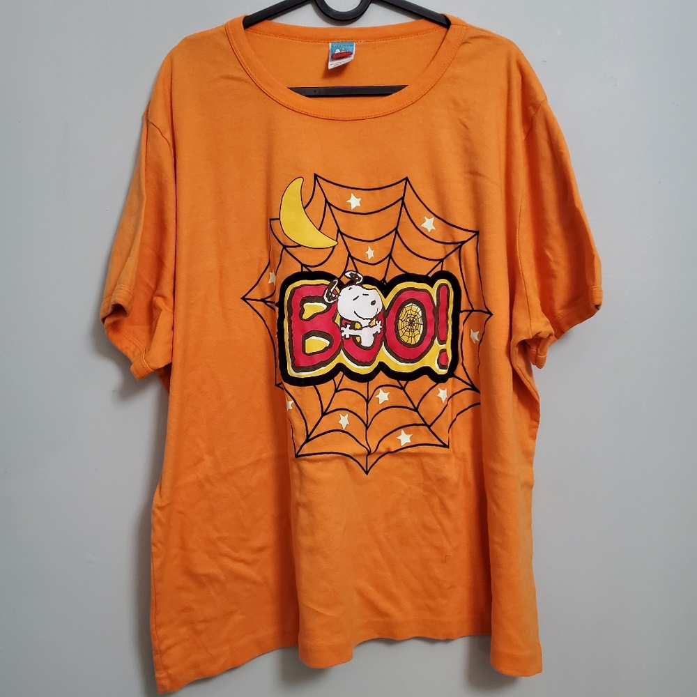Vintage Peanuts Snoopy Halloween Boo! Tee